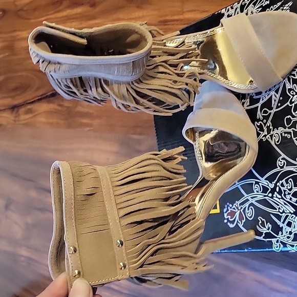 sandalia with high heel beige new - Picture 2 of 3